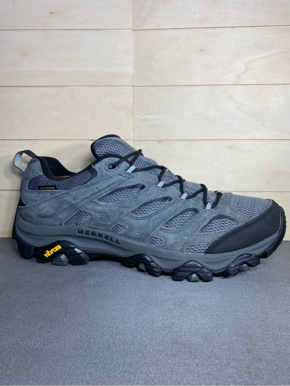 Merrell Moab 3 Grey Black Men's Size 13 Waterproof Hiking Shoes Vibram Sneakers